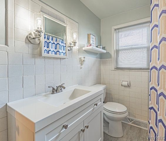 72 Outwater Drive, Lockport City, NY 14094