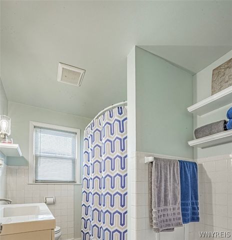 72 Outwater Drive, Lockport City, NY 14094