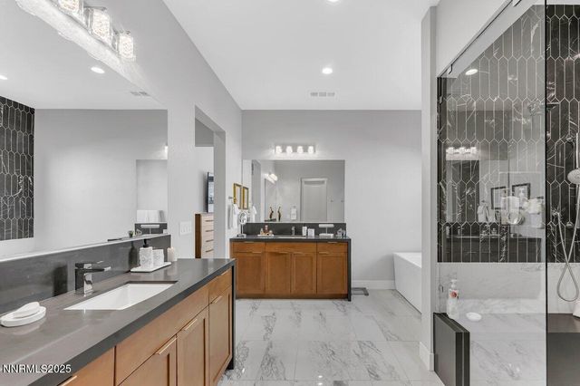 6119 S Pleasant Oak Trail, Reno, NV 89511