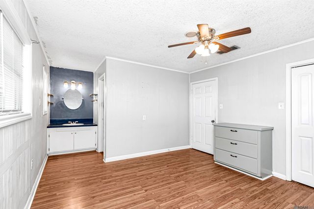 4216 Higdon Ln, Port Allen, LA 70767