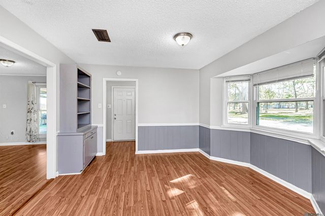 4216 Higdon Ln, Port Allen, LA 70767