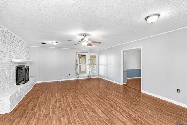 4216 Higdon Ln, Port Allen, LA 70767