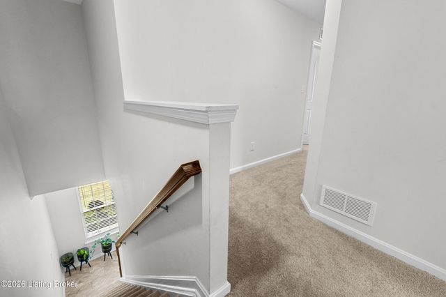 11920 Parkview Trace Dr, Louisville, KY 40229