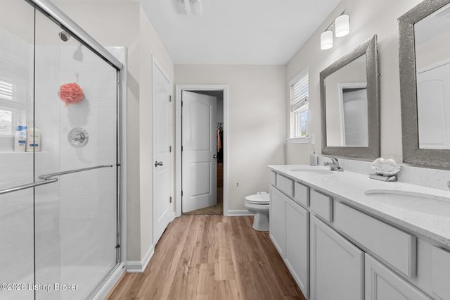 11920 Parkview Trace Dr, Louisville, KY 40229