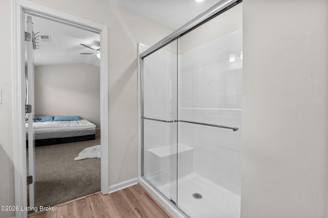 11920 Parkview Trace Dr, Louisville, KY 40229