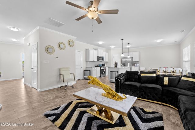 11920 Parkview Trace Dr, Louisville, KY 40229