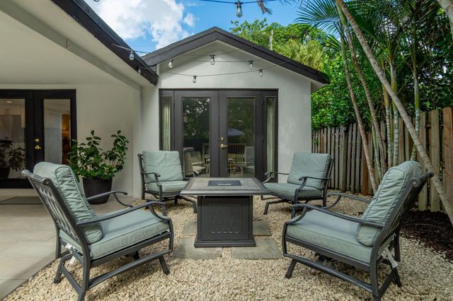 537 NE 14th Court, Fort Lauderdale, FL 33304