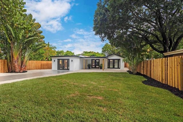 537 NE 14th Court, Fort Lauderdale, FL 33304