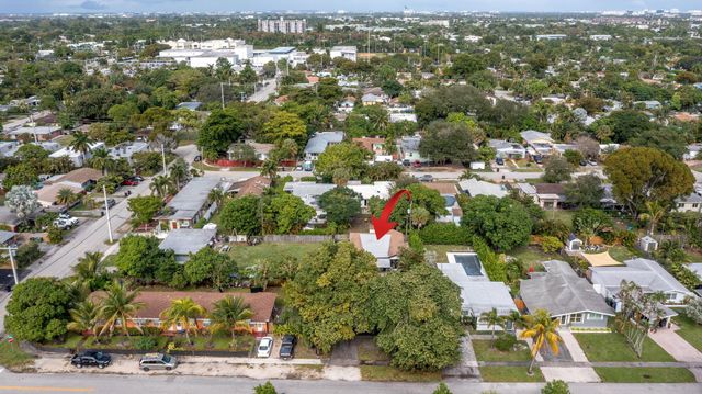 537 NE 14th Court, Fort Lauderdale, FL 33304