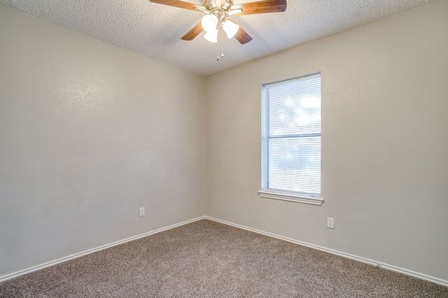 809 Springhill Drive, Burleson, TX 76028