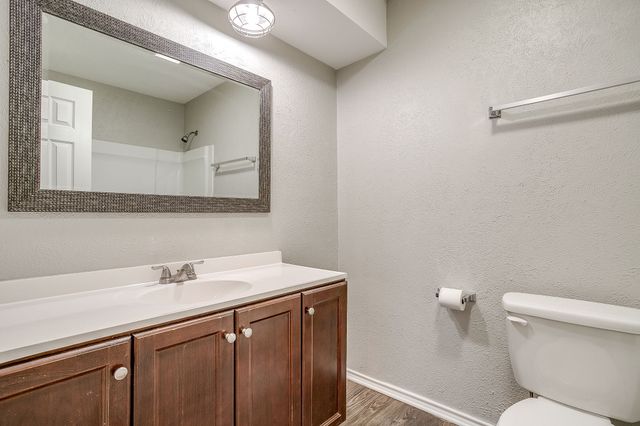 809 Springhill Drive, Burleson, TX 76028