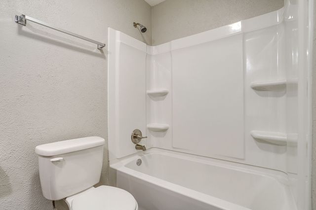 809 Springhill Drive, Burleson, TX 76028