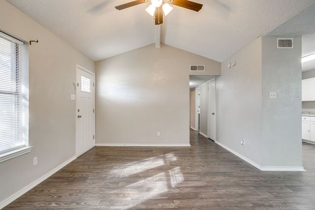 809 Springhill Drive, Burleson, TX 76028