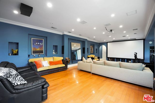 13355 Mulholland Drive, Beverly Hills, CA 90210