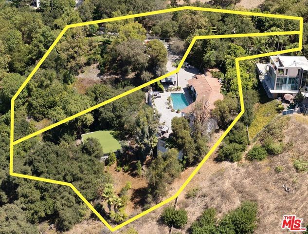 13355 Mulholland Drive, Beverly Hills, CA 90210