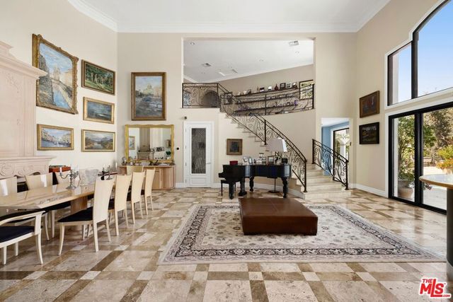 13355 Mulholland Drive, Beverly Hills, CA 90210