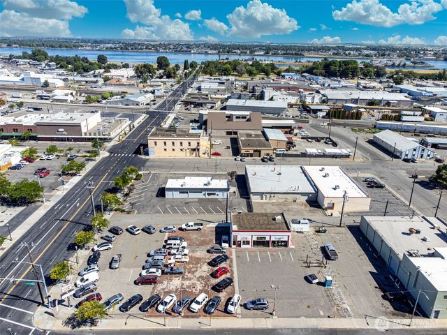 1 E 1st Avenue, Kennewick, WA 99336