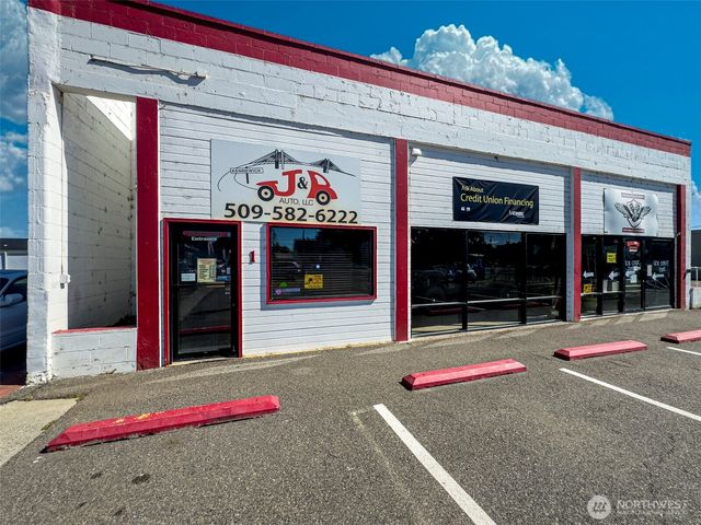 1 E 1st Avenue, Kennewick, WA 99336