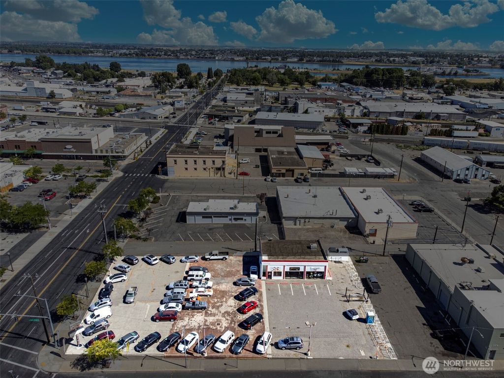 1 E 1st Avenue, Kennewick, WA 99336