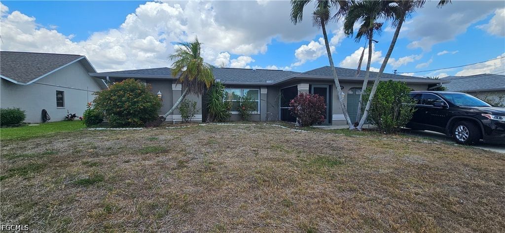 1203 SE 23rd TER, Cape Coral, FL 33990