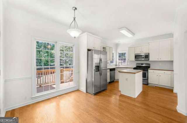 720 Walnut Lane, Woodstock, GA 30188