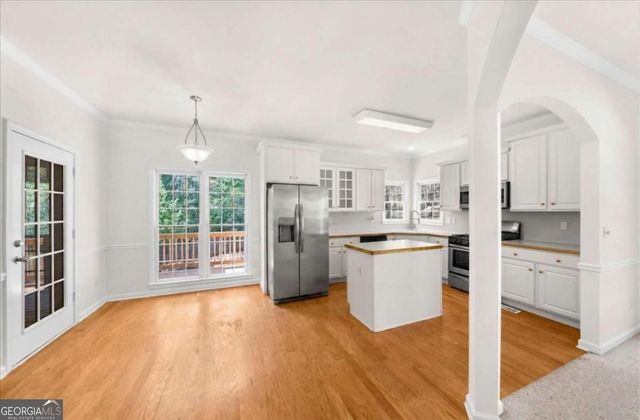 720 Walnut Lane, Woodstock, GA 30188