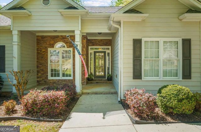 720 Walnut Lane, Woodstock, GA 30188