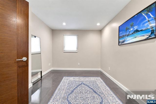 19 Coppel Drive, Tenafly, NJ 07670