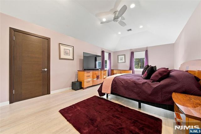 19 Coppel Drive, Tenafly, NJ 07670
