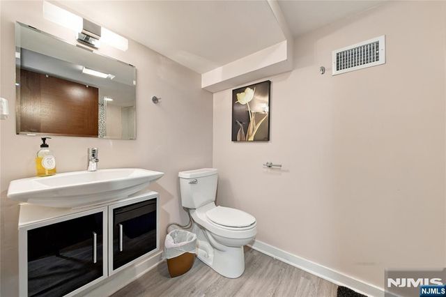 19 Coppel Drive, Tenafly, NJ 07670