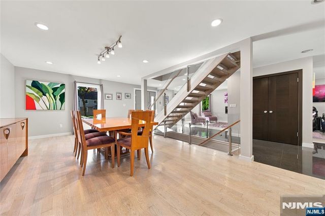 19 Coppel Drive, Tenafly, NJ 07670