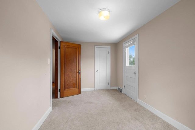 1816 N SUPERIOR STREET, Appleton, WI 54911