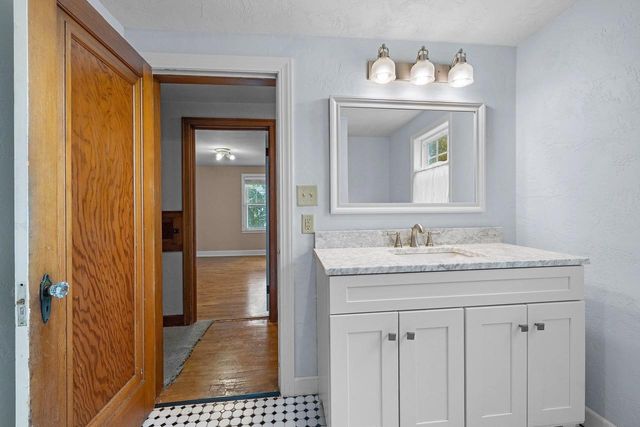 1816 N SUPERIOR STREET, Appleton, WI 54911