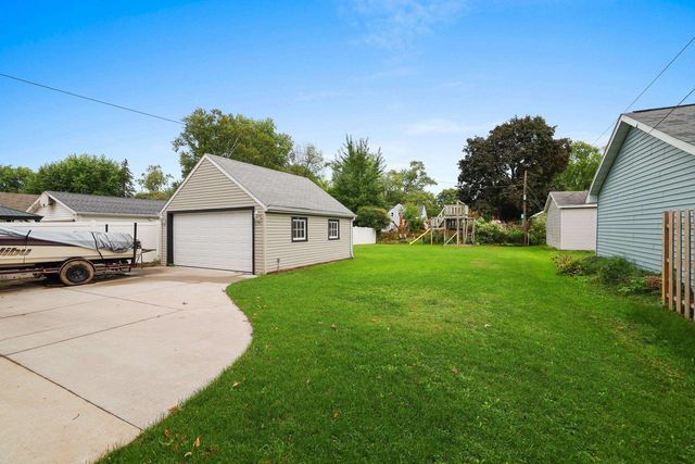 1816 N SUPERIOR STREET, Appleton, WI 54911