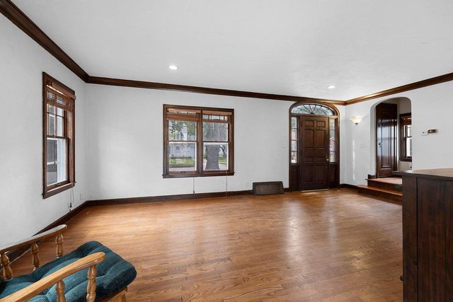 1816 N SUPERIOR STREET, Appleton, WI 54911