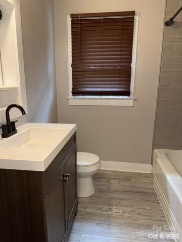 713 Circle Drive NE, Lenoir, NC 28645