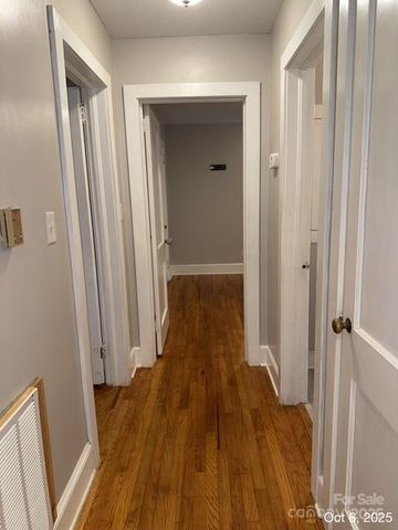 713 Circle Drive NE, Lenoir, NC 28645