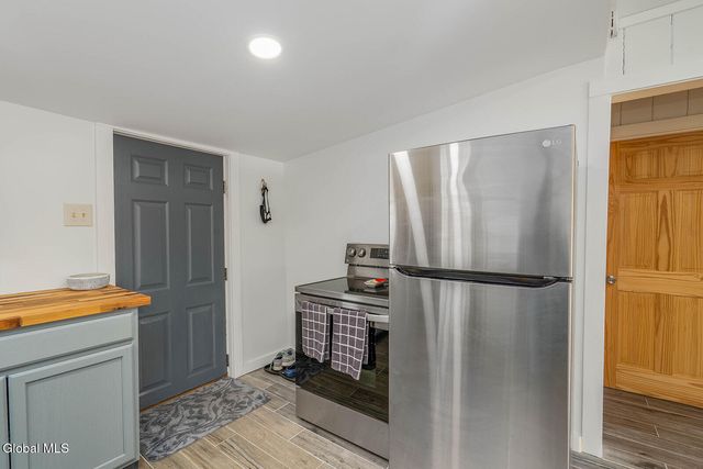 15 Pond Way, Cambridge, NY 12816