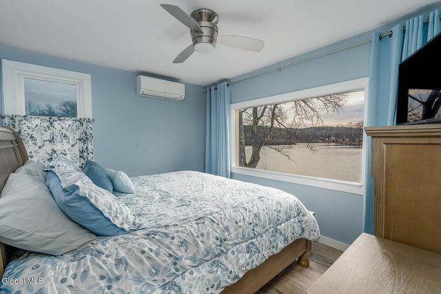 15 Pond Way, Cambridge, NY 12816