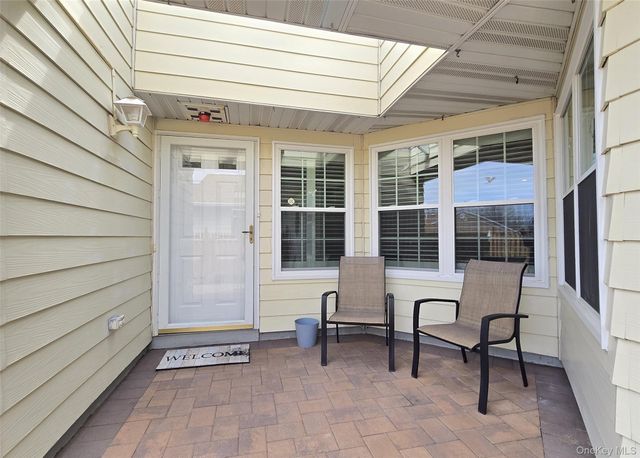 76 Theodore Drive 76, Coram, NY 11727