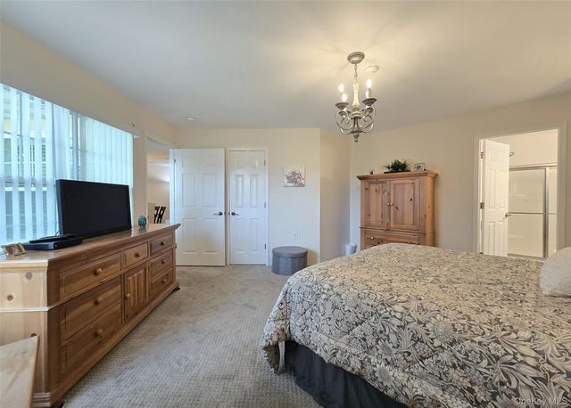 76 Theodore Drive 76, Coram, NY 11727