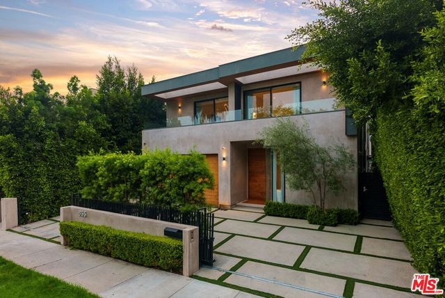 853 N Curson Avenue, Los Angeles, CA 90046