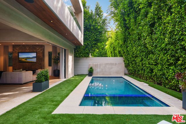 853 N Curson Avenue, Los Angeles, CA 90046