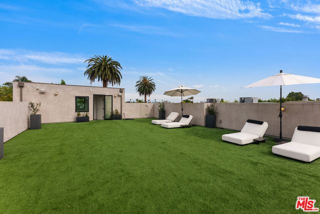 853 N Curson Avenue, Los Angeles, CA 90046