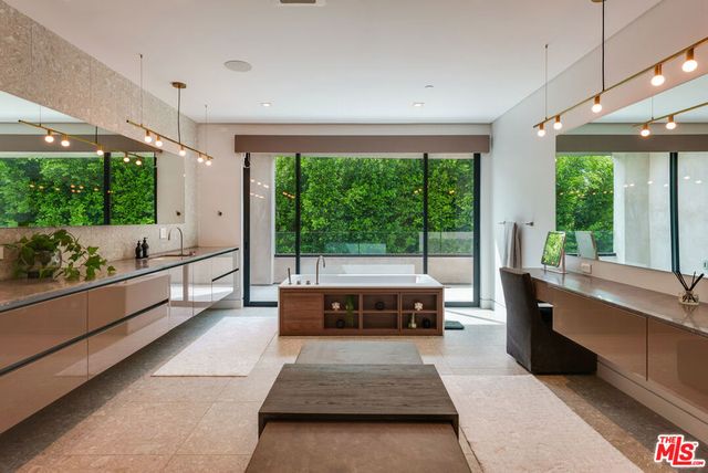 853 N Curson Avenue, Los Angeles, CA 90046