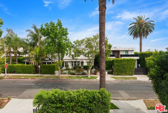 853 N Curson Avenue, Los Angeles, CA 90046