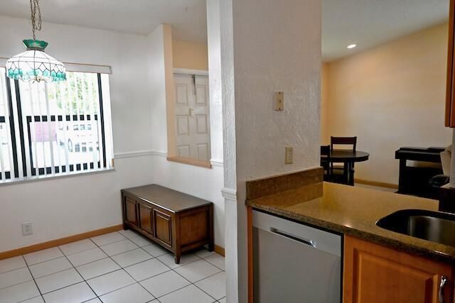 10551 Country Club Terrace, Boca Raton, FL 33428