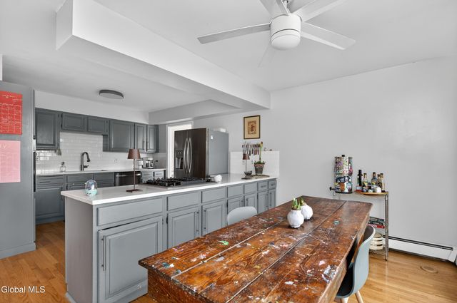 31 Riding Club Road, Brunswick, NY 12180