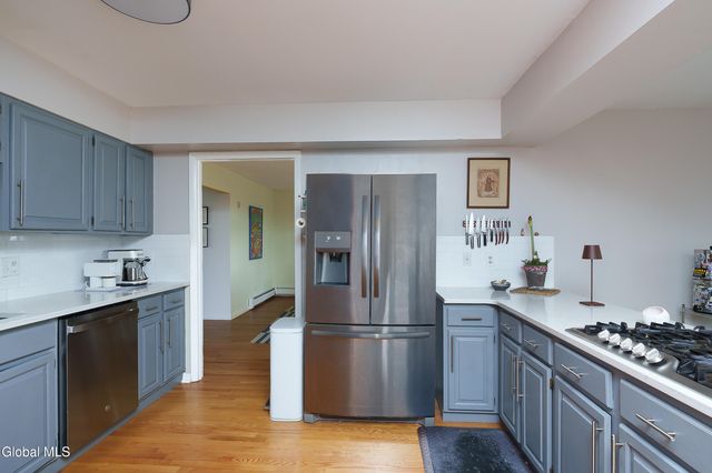 31 Riding Club Road, Brunswick, NY 12180