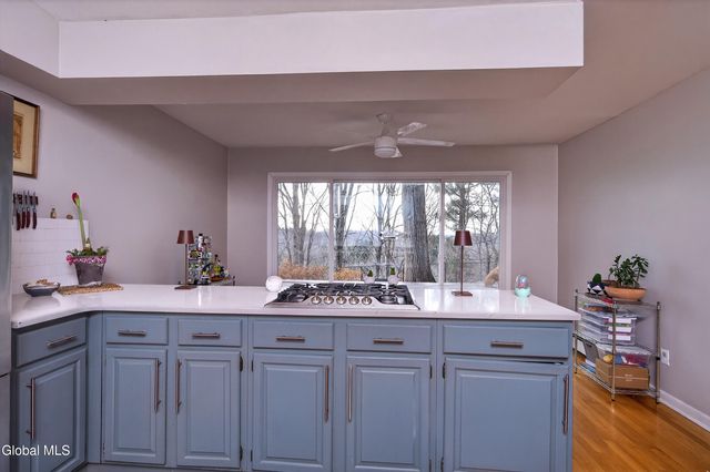 31 Riding Club Road, Brunswick, NY 12180